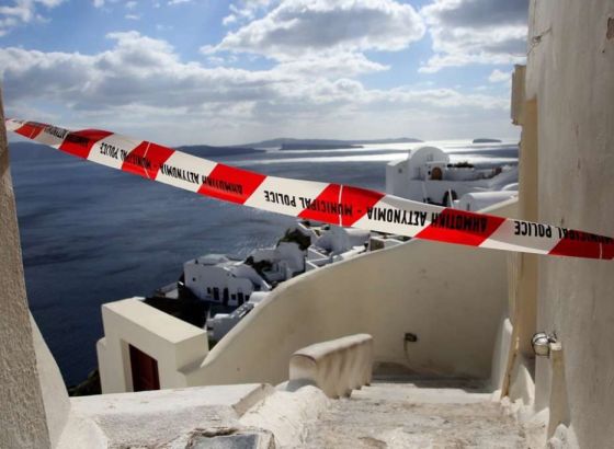 Niz zemljotresa pogodio otok Santorini, grčke vlasti proglasile vanredno stanje