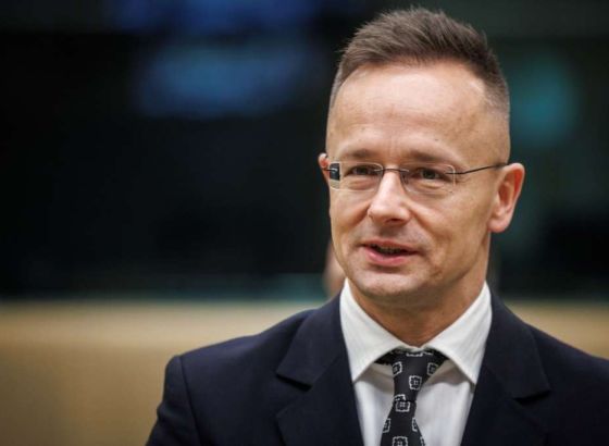 Mađarski ministar vanjskih poslova optužio lidere EU za podrivanje mirovnih pregovora o Ukrajini