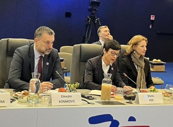KONAKOVIĆ U VARŠAVI PORUČIO: SNSD i Dodik podrivaju mir u BiH i regionu
