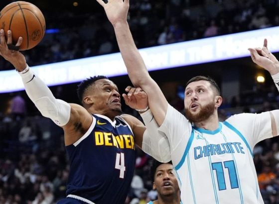 Jokiću duel protiv Nurkića, LeBron James i Austin Reaves srušili Blazerse