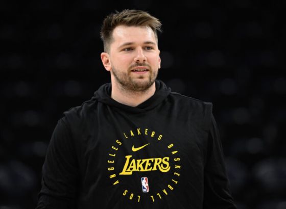Dončić se još traži, propustio meč protiv Portlanda