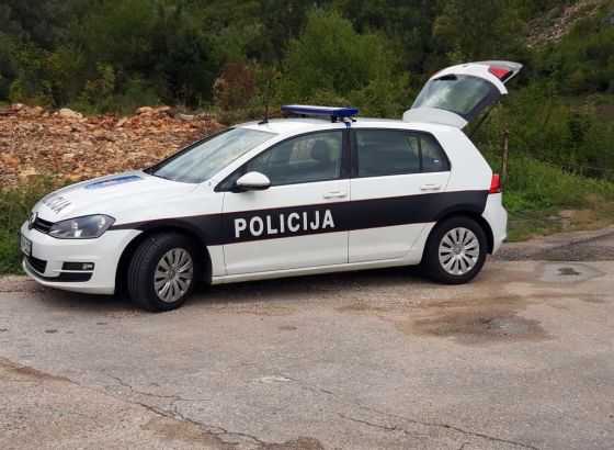 Žepčak A. A. nanio teške tjelesne povrede komšijama pa počinio samoubistvo