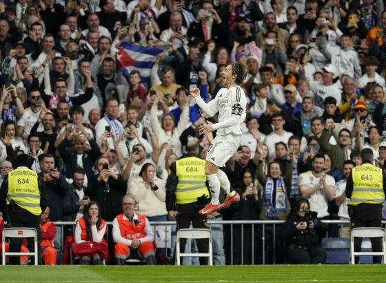 Bombarder Modrić vodio Real do pobjede, Atletik torpedovao Valjadolid