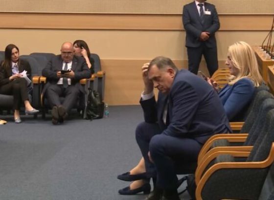 Vukanović objavio materijal o rušenju Ustava BiH koji je dostavljen poslanicima NSRS uoči Posebne sjednice