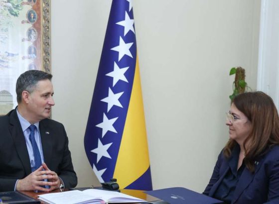 Bećirović razgovarao s ambasadoricom Italije u BiH Sarah Eti Castellani