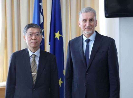 Ademović primio u nastupnu posjetu ambasadora Japana u BiH
