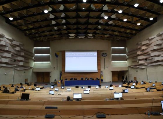 "KAD SE MALE RUKE SLOŽE": Smijenjeni Košarac i Amidžić(VIDEO)