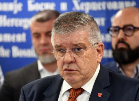 Mioković: Poslovnik bih prekršio tek kad bih poslušao SDA