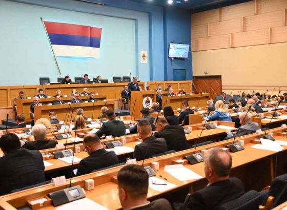 Zakoni o zabrani rada državnih institucija u RS-u objavljeni u Službenom glasniku