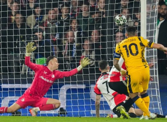 Inter u Rotterdamu napravio veliki korak ka četvrtfinalu Lige prvaka, Martinez ispisao historiju