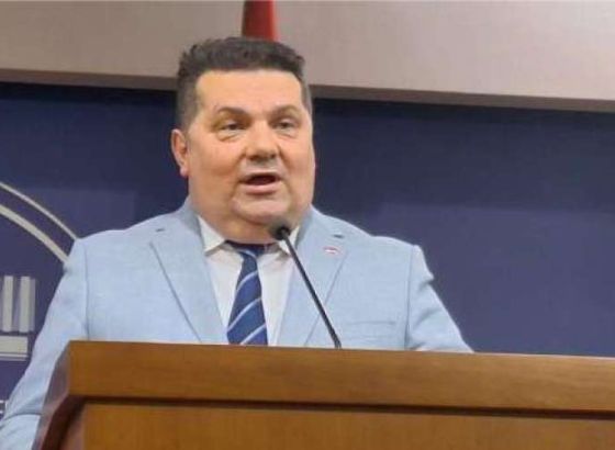 Stevandić: Među koalicionim partnerima postoji konsenzus o potrebi donošenja novog Ustava RS