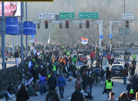 U Srbiji danas dva velika protesta uz generalni štrajk