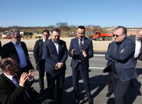 Lakić u Cazinu: Osnovni cilj posjete je daljnji razvoj namjenske industrije u FBiH