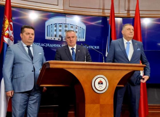 Dodik poručuje: OHR ćemo proglasiti  “kriminalnom i zločinačkom organizacijom", komandantu EUFORA ne proporučujemo ...