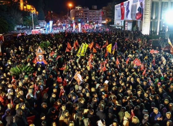 Protesti zbog pritvaranja gradonačelnika Istanbula, sukob studenata i policije