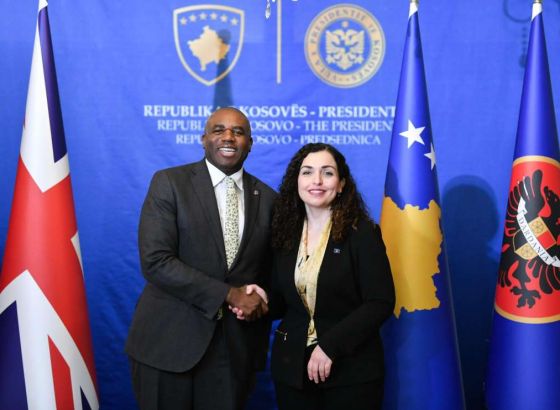 Osmani predložila da Kosovo i Velika Britanija sklope sporazum o obrani