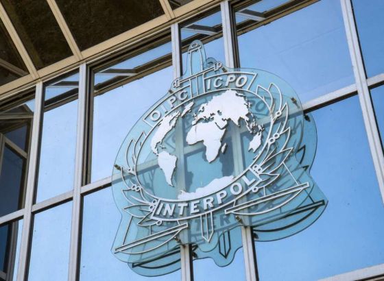 Interpol Podgorica oglasio se o crvenoj tjeralici za Dodikom