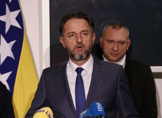SDA - Osuđujemo velikosrpske napade i prijetnje Dževadu Mahmutoviću