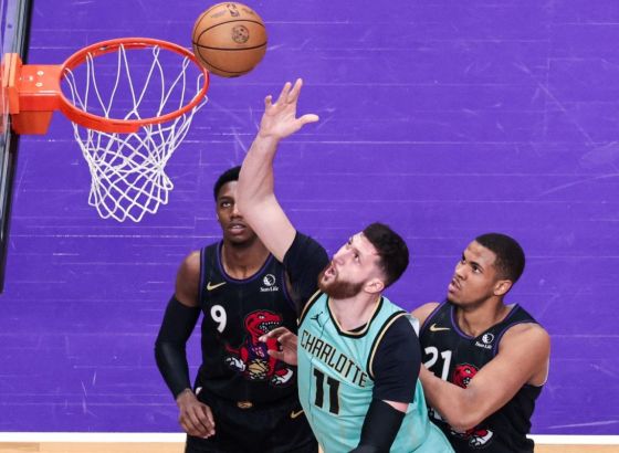Nurkić prvi put postigao više od 20 poena kao član Hornetsa