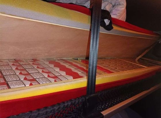 Kod vozača iz BiH pronađeno 38.400 komada cigareta, kažnjen s 45.000 eura