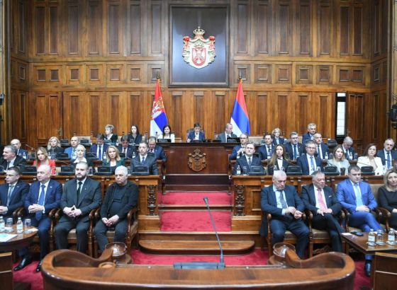 Izabrana nova Vlada Srbije, premijer Đuro Macut