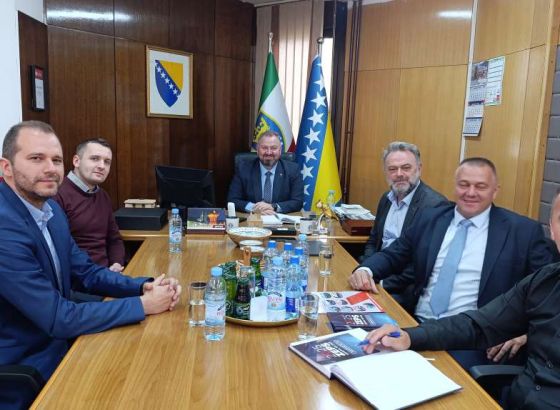 O mogućnostima saradnje Ministarstva za privredu ZDK, Američke trgovinske komore i sajma ZEPS