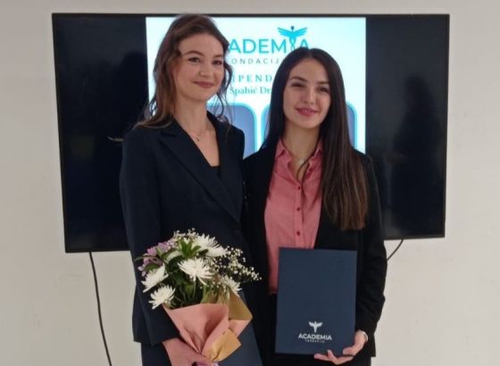 Ovo su dobitnice stipendija “Dr. Alma Suljić” i “Dr. Azra Spahić” za akademsku 2024/2025. godinu