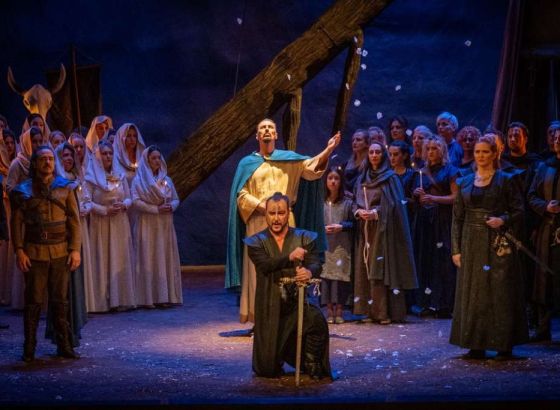 VIŠEMINUTNI APLAUZ I OVACIJE: Na sceni Narodnog pozorišta po prvi put, premijerno izvedena opera “Attila”