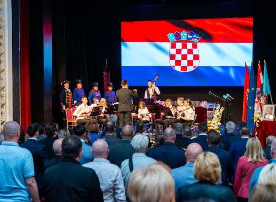 Predstavnici Grada Bihaća prisustvovali svečanoj sjednici povodom Dana Karlovačke županije