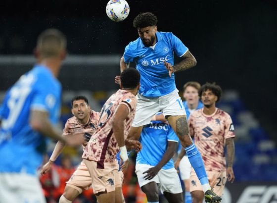 Napoli iskoristio poraz Intera i preuzeo lidersku poziciju, Lećeu bod protiv Atalante