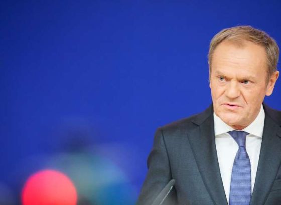 Tusk zatražio od Merza da očuva Schengen