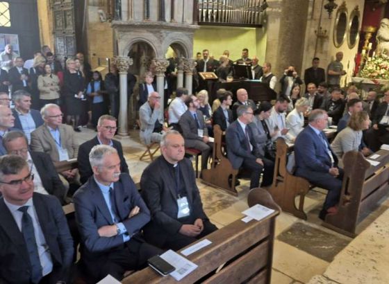U Splitu otvoren međunarodni znanstveni skup u povodu 1100. obljetnice Hrvatskog kraljevstva