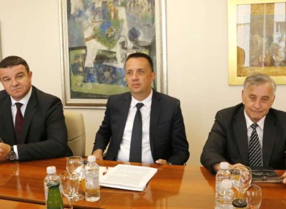 Ministar Lakić u Tuzli: 'Kreka' dobija 28 miliona KM, a grad projekte vrijedne pola miliona
