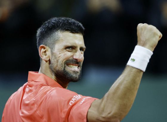 Đoković na 38. rođendan oduvao Italijana za polufinale u Ženevi