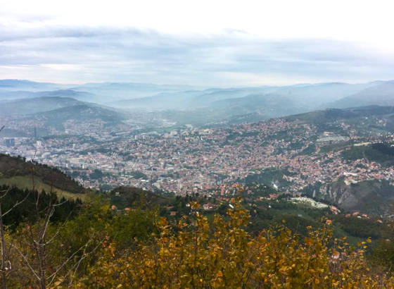 GRAĐANI UZNEMIRENI: Poumiraćemo svi od zagađenog zraka, smeća, nedostatka vode, neplanske gradnje, klizišta, talova ...