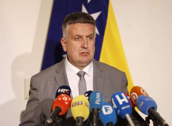 Vuković: Poziv za pregovore koji upućuje Dodik njegov krik zbog promašene politike