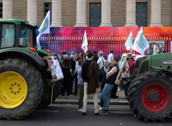 Protesti poljoprivrednika u Parizu zbog zakona o okolišu