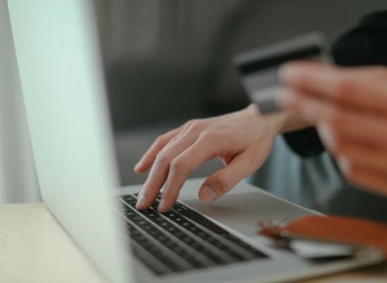 eCommBoost: Revolucionarni korak u digitalizaciji trgovine u BiH