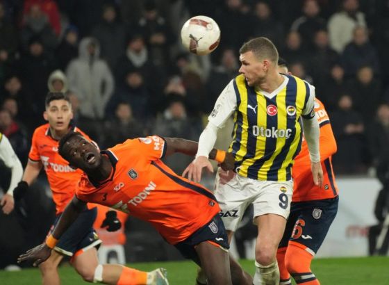 Basaksehir želi Edina Džeku