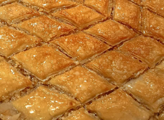 Ususret blagdanima donosimo recept: Kako napraviti tirit za tipičnu bajramsku baklavu