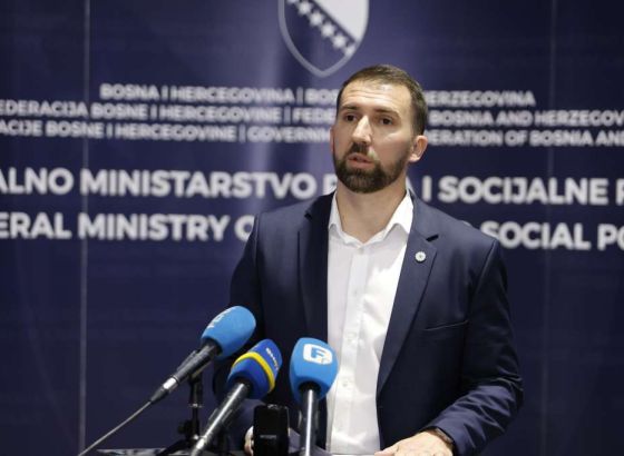 Delić o projektu gerontodomaćica: 47 žena zaposleno, starijima u 18 općina/gradova osigurana besplatna pomoć u kući 