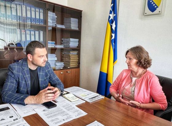 Magazinović primio v.d. direktoricu KCUS-a Hajriju Maksić, razgovarali o Zakonu o javnim nabavkama
