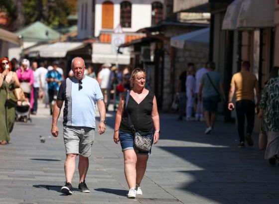 U BiH danas sunčano, najviša dnevna temperatura između 30 i 35 stepeni