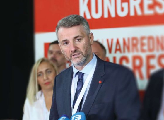Forto zakazao Kongres u oktobru, bira se novi predsjednik Naše stranke