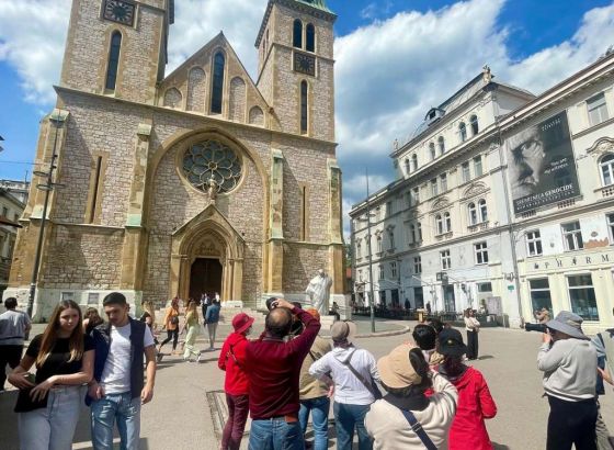 U Sarajevu povećanje dolazaka i noćenja turista i tokom juna