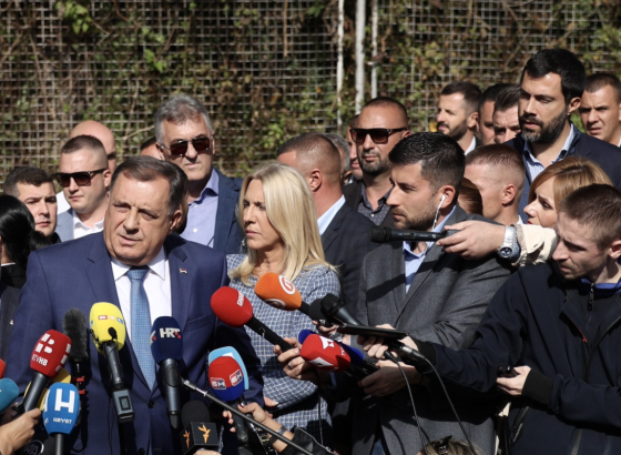 Dodik “obećao” povlačenje ako bude oslobođen. Amerikanci žele Željku Cvijanović na čelu stranke, protivi se Igor Dodik