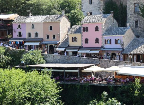 Na sjeverozapadu Bosne pretežno oblačno vrijeme s lokalnim pljuskovima, u Gradačcu 29 stepeni