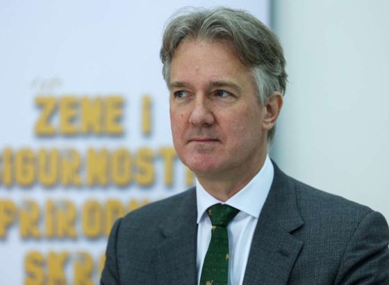 Reilly: Moramo priznati prošlost