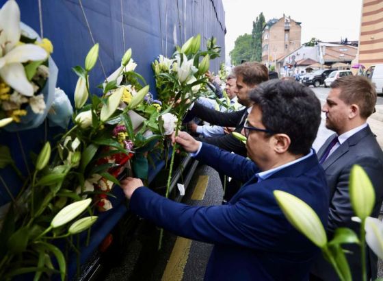 Grad Sarajevo odao počast žrtvama genocida u Srebrenici