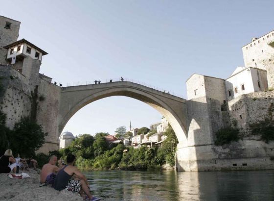 Sutra u BiH umjereno oblačno i sunčano, temperature od 28 do 34, na jugu do 37 stepeni